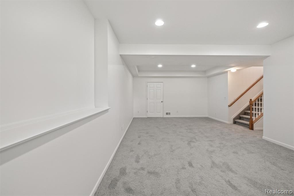 9266 Hillcrest, Clarkston, MI 48348 — Photo 31