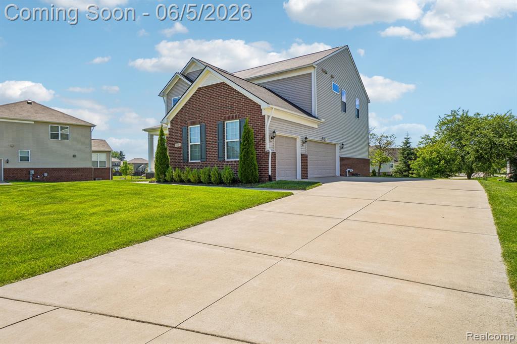 58261 Missaukee Lane, New Hudson, MI 48165 — Photo 2