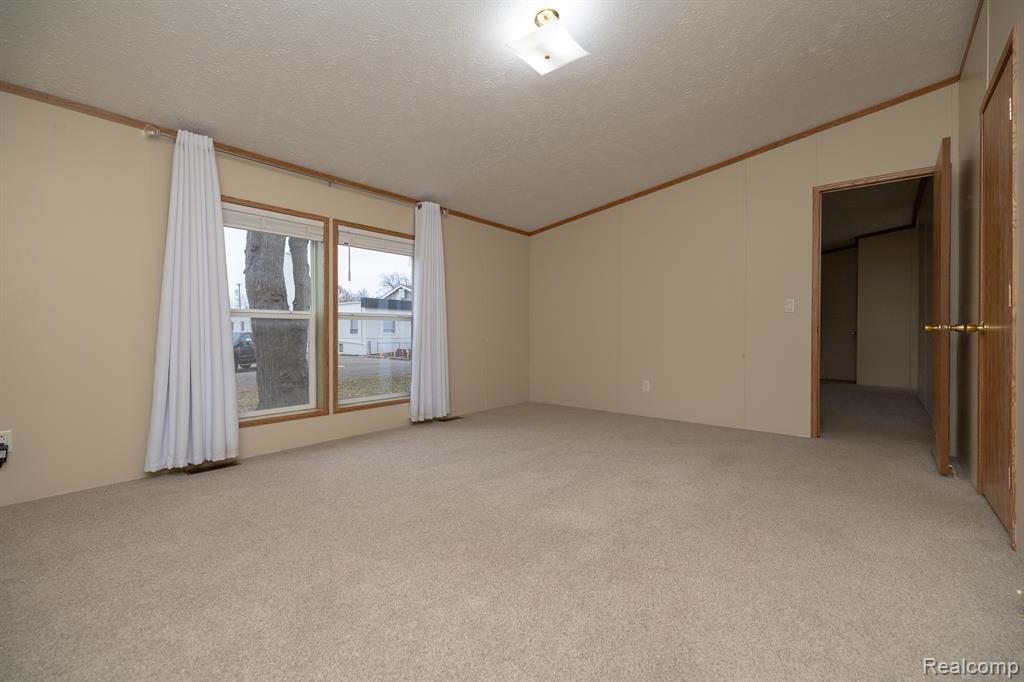 9198 Ashdown Avenue, White Lake, MI — Photo 16