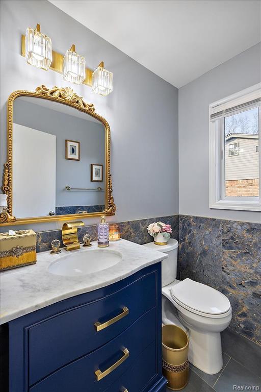 40217 LANGTON Drive, Sterling Heights, MI 48310 — Photo 19