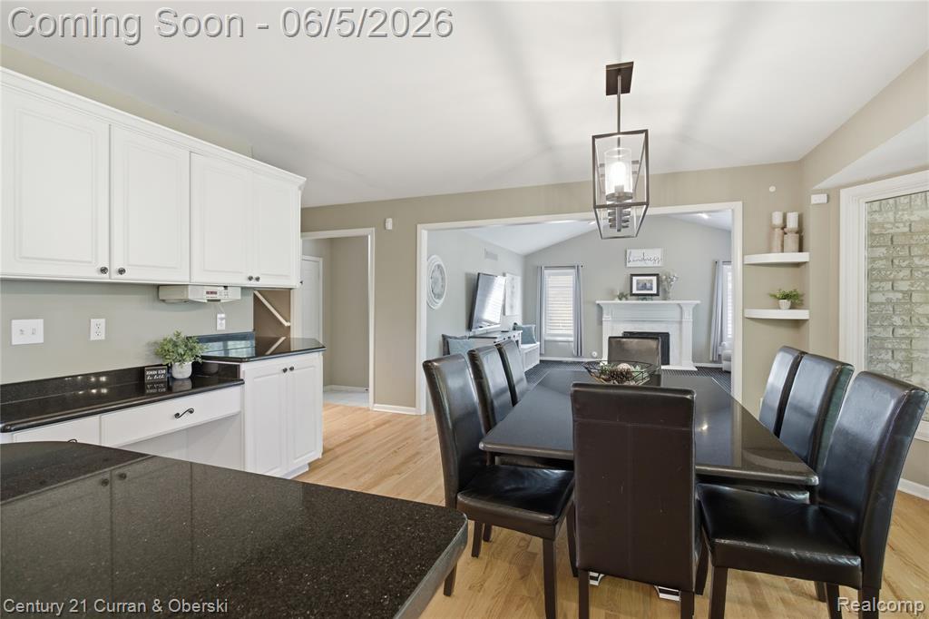 4876 Justin Lane, West Bloomfield, MI — Photo 17