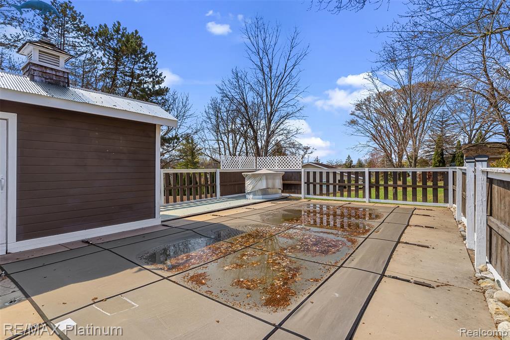 11124 White Lake Road, Fenton, MI 48430 — Photo 8