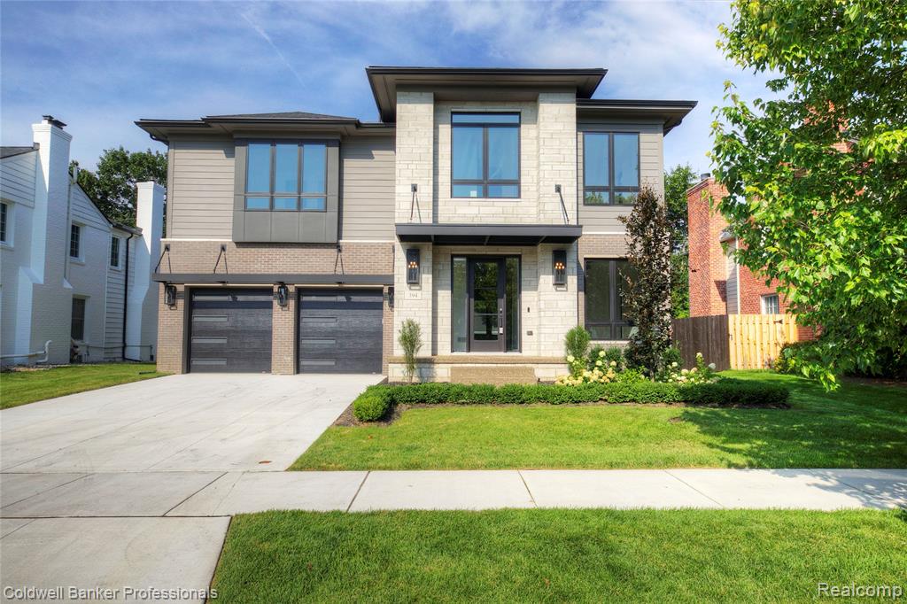 904 SE Plymouth Avenue, Grand Rapids, MI, 49506