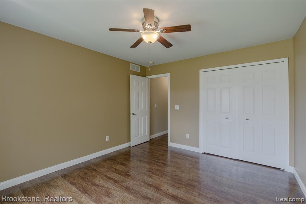 4289 Covey Lane, Grand Blanc, MI 48439 — Photo 34