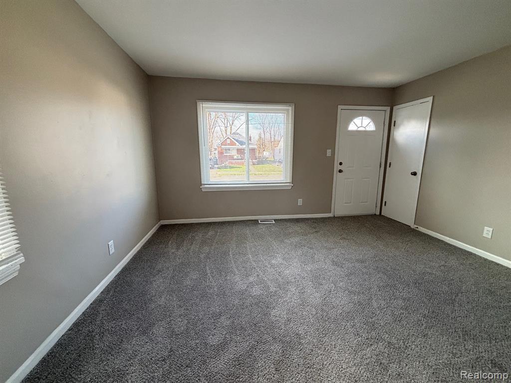 7044 Westminster Avenue, Warren, MI 48091 — Photo 2