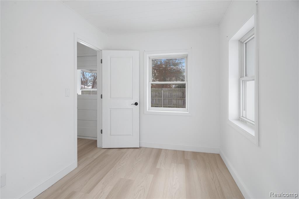 201 Seminole Street, Holly, MI 48442 — Photo 11