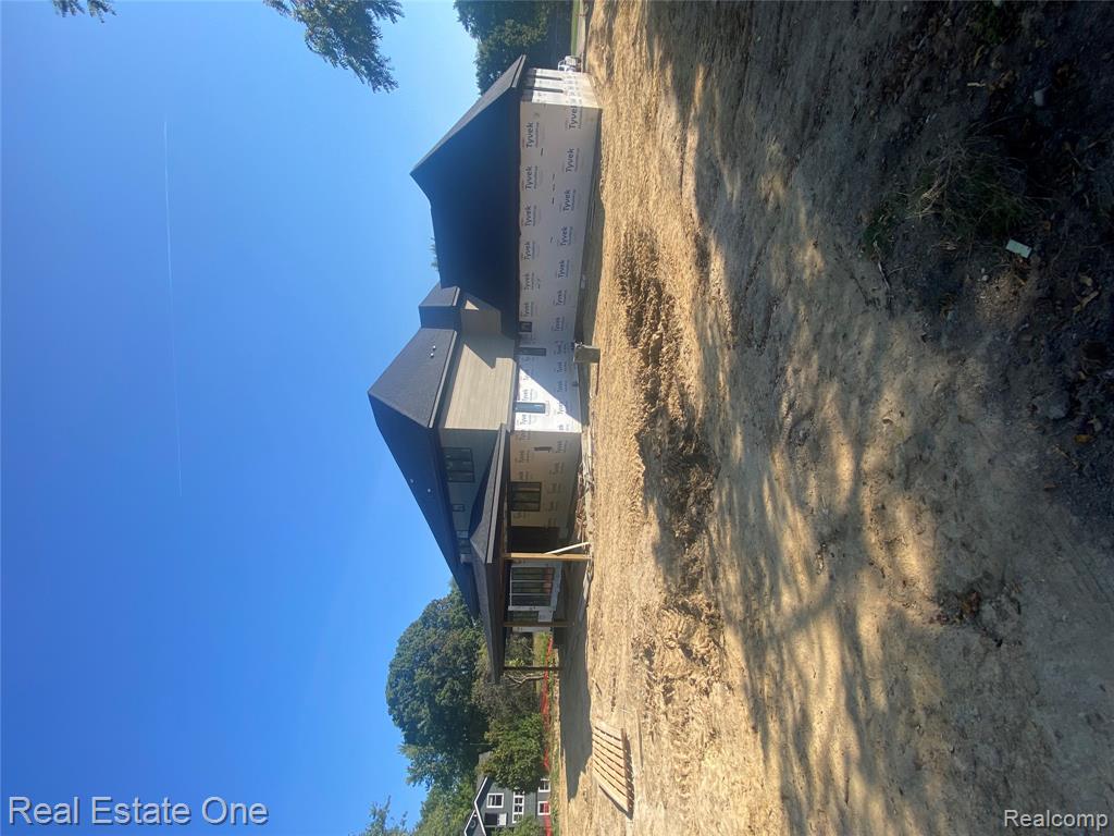 3370 Bloomcrest Drive, Bloomfield Hills, MI, 48304