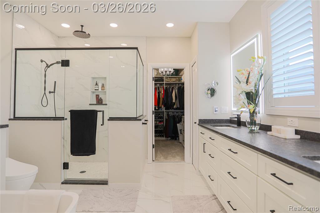 13033 Cathedral Court, Shelby Twp, MI 48315 — Photo 52