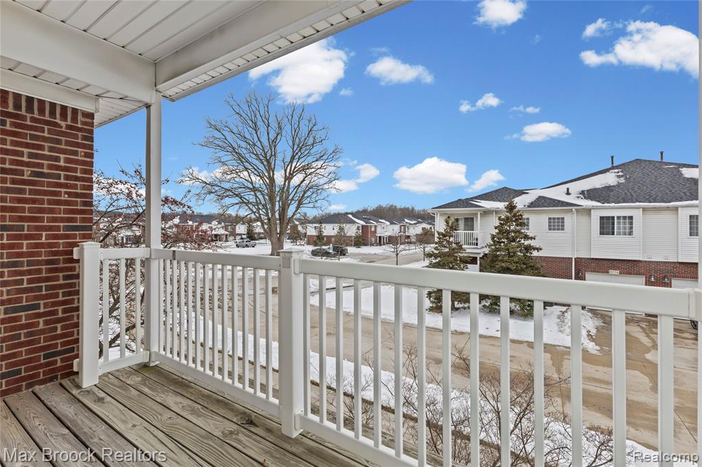 5817 Twin Oaks Drive, Sterling Heights, MI 48314 — Photo 20