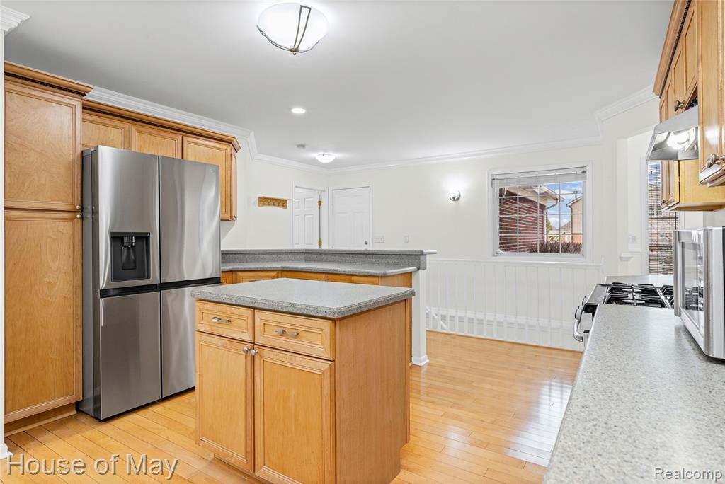 35260 Bradford Drive, New Baltimore, MI 48047 — Photo 13