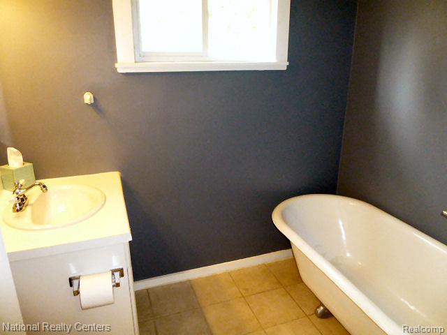 630 W University Drive, Rochester, MI 48307 — Photo 5