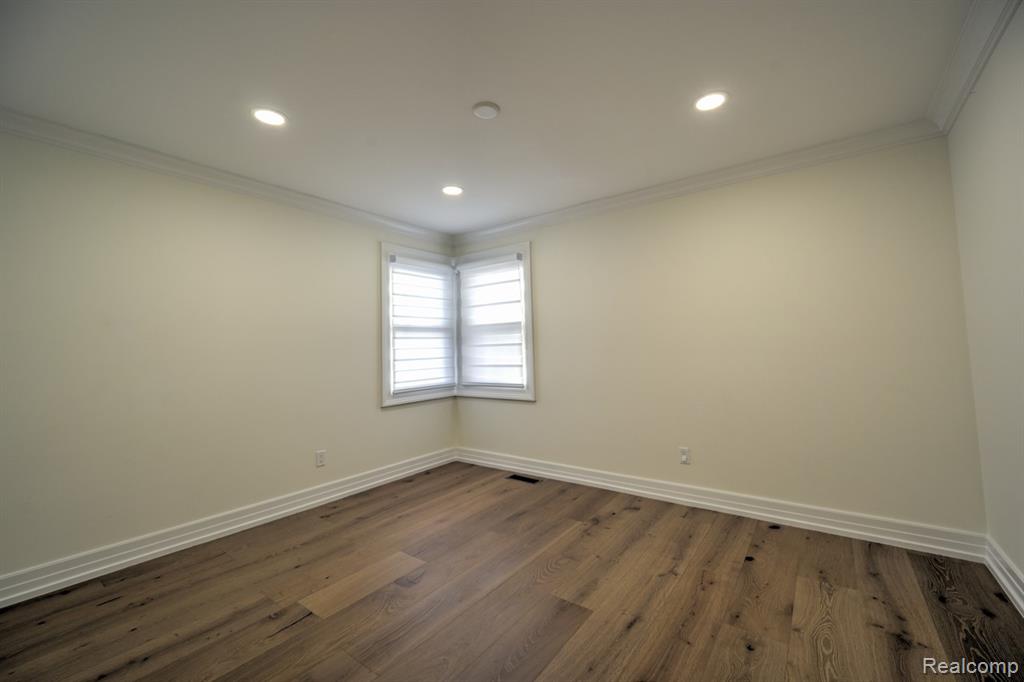 7418 Rafford Lane, West Bloomfield, MI — Photo 44