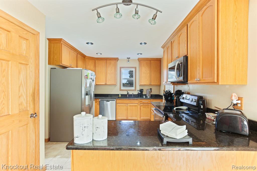 4270 MILL Street, North Branch, MI 48461 — Photo 18