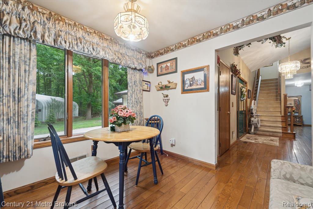 14210 W Burt Road W, Chesaning, MI 48616 — Photo 9