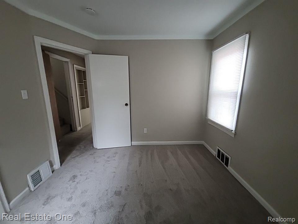 7732 DOLPHIN, Redford, MI 48239 — Photo 17