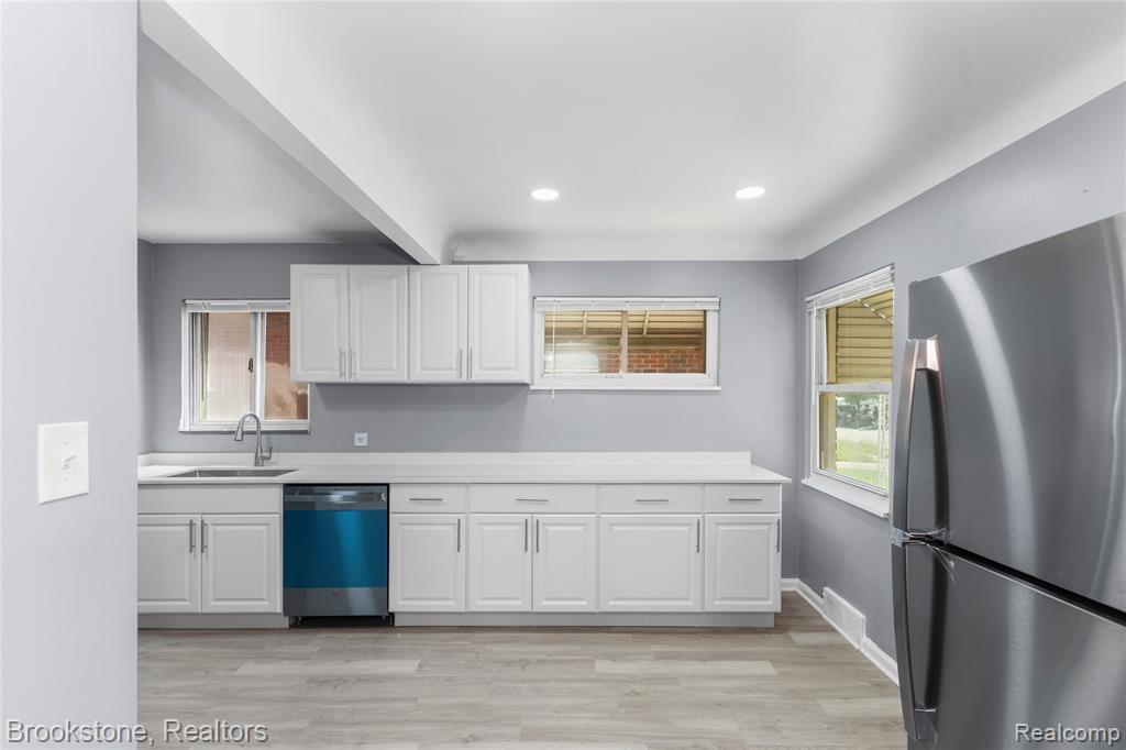 20214 Greeley Street, Highland Park, MI 48203 — Photo 7