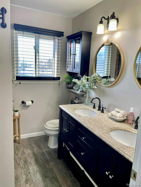 7015 Windridge Lane, Flint, MI 48507 — Photo 11