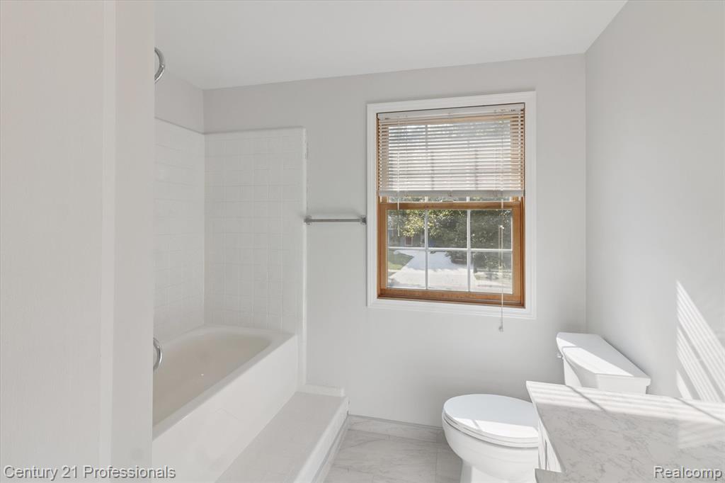 910 Jeffrey Drive, Northville, MI 48167 — Photo 45