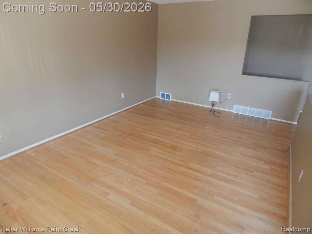 28926 JAMES Drive, Warren, MI 48092 — Photo 2