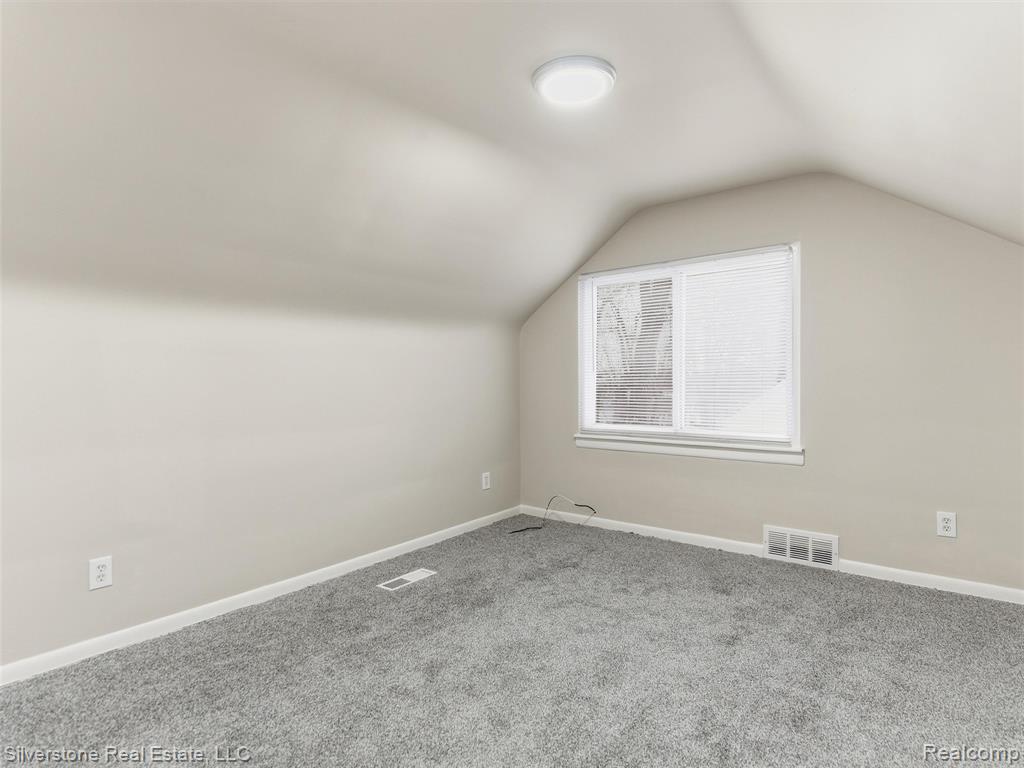 685 Northway Drive, Pontiac, MI 48342 — Photo 21