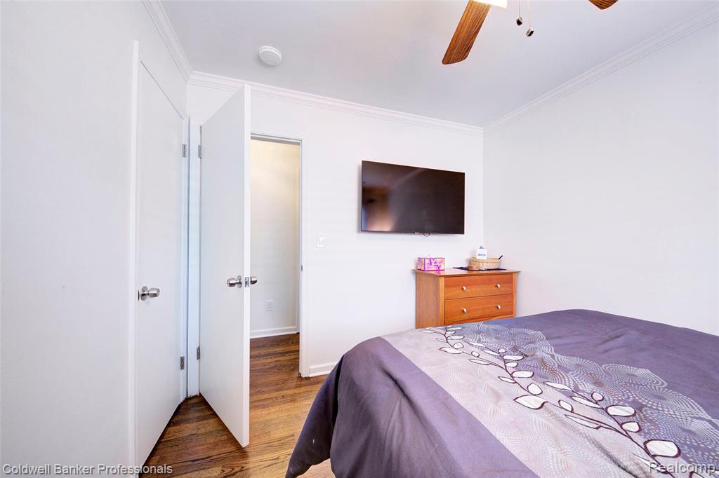 702 Woodlawn Avenue, Royal Oak, MI 48073 — Photo 23