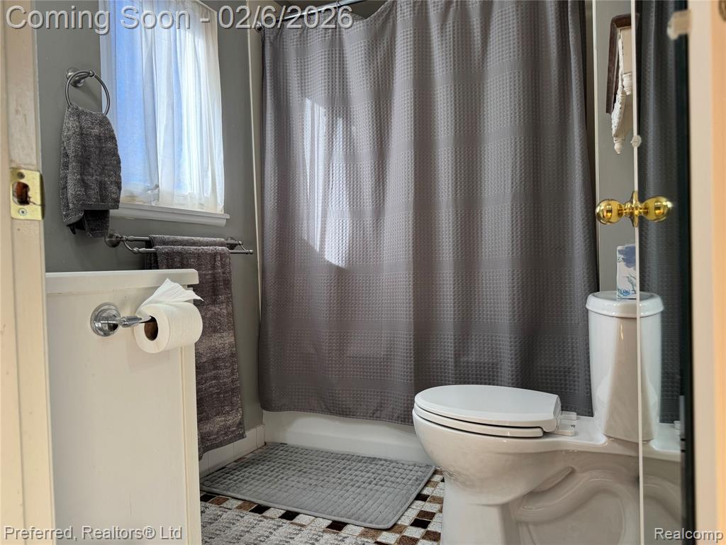 5736 Rothbury Court, Ypsilanti, MI 48197 — Photo 17
