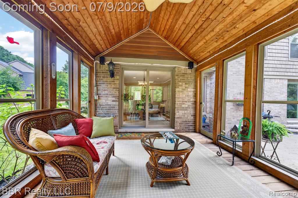 45411 Halston Court, Novi, MI — Photo 33