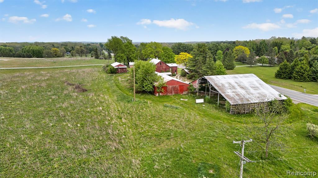8103 Baldwin Road, Goodrich Vlg, MI — Photo 14
