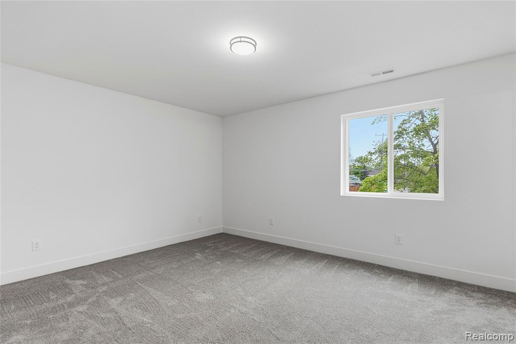 1404 E George Avenue, Hazel Park, MI 48030 — Photo 14
