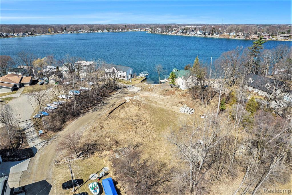2294 Sonora Drive, Fenton, MI 48430 — Photo 5