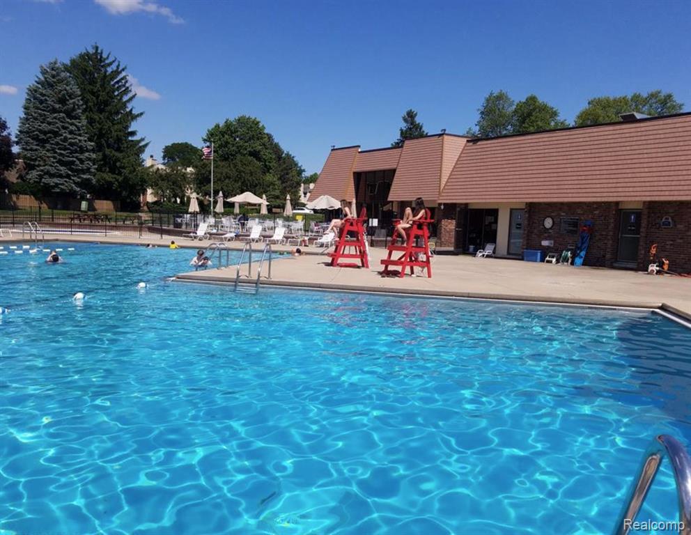 1814 BRENTWOOD Drive, Troy, MI 48098 — Photo 20
