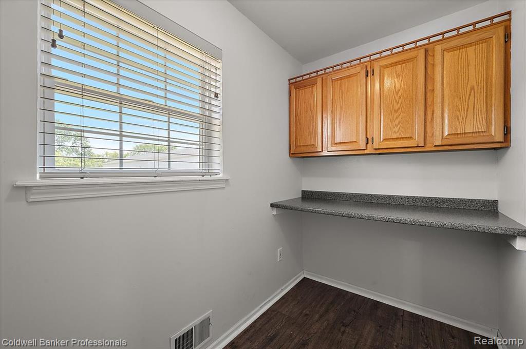 5714 Five Lakes Road, North Branch, MI 48461 — Photo 31