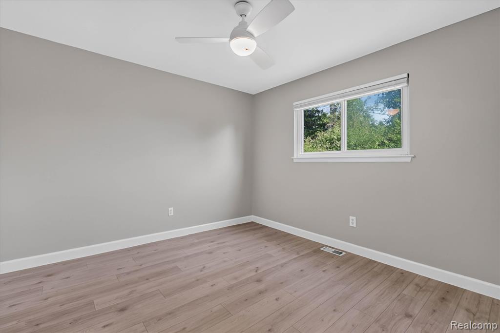 934 Harvard Road, Berkley, MI 48072 — Photo 21