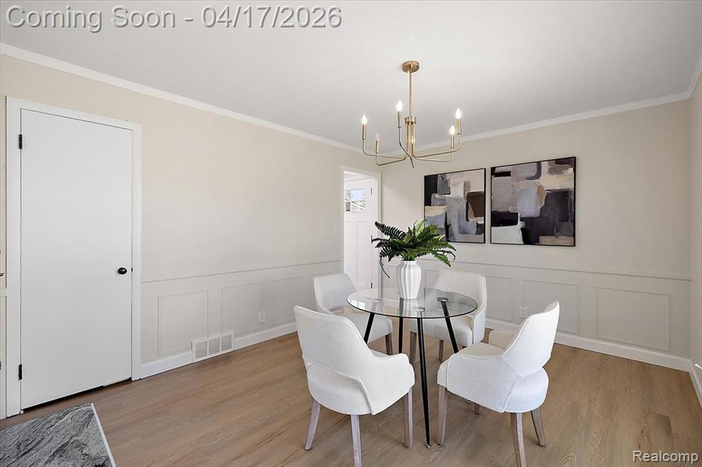 Formal Dining Room w/Walk-In Kitchen Pantry & Double-Sided Fireplace