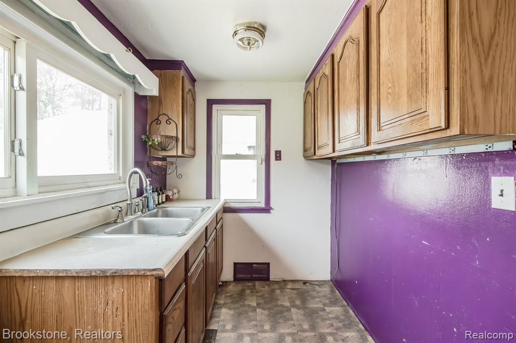 725 E Sherman Street, Holly, MI 48442 — Photo 23