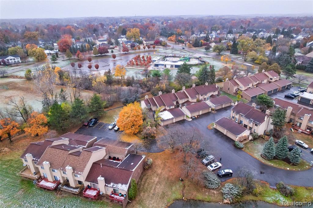 6265 Potomac Circle, West Bloomfield, MI — Photo 49