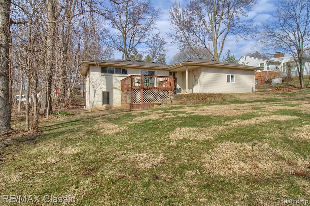 5155 Daron Lane, West Bloomfield, MI 48324 — Photo 29