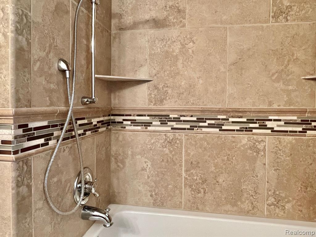 5173 Aintree Road, Rochester, MI 48306 — Photo 31