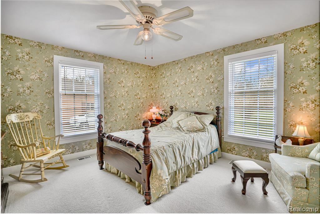 4304 Lapeer Road, Burton, MI 48509 — Photo 15
