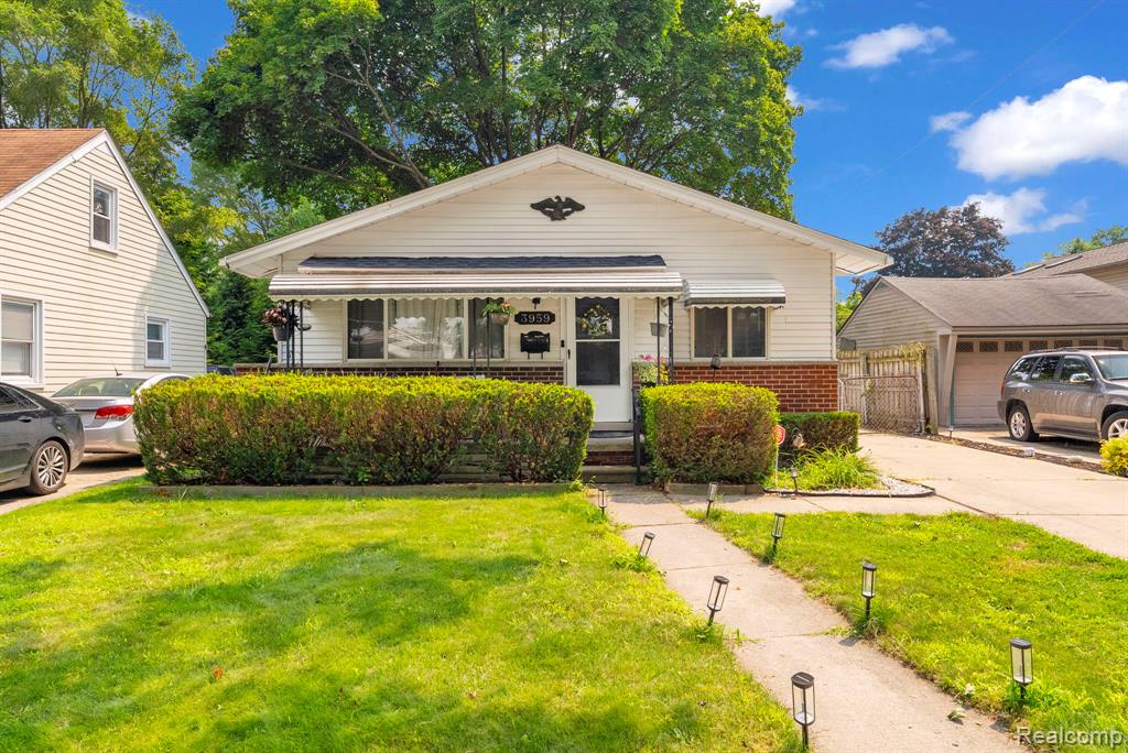 3959 Detroit Street, Dearborn Heights, MI 48125 — Photo 31