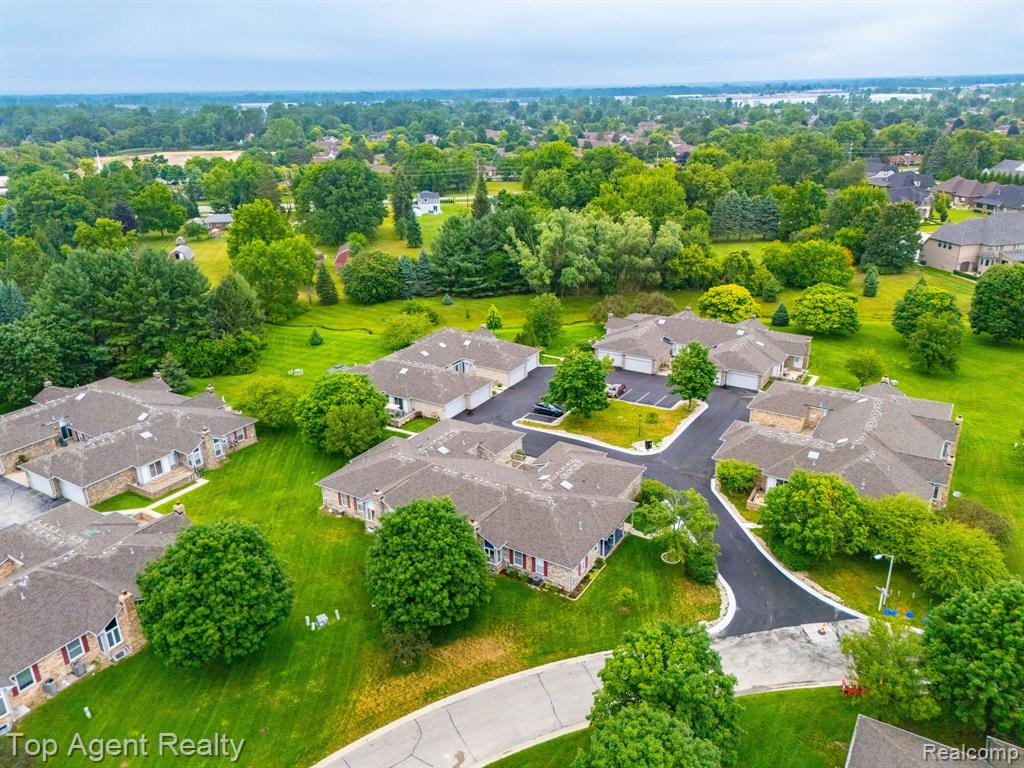 48659 Sundance Court, Utica, MI 48315 — Photo 44