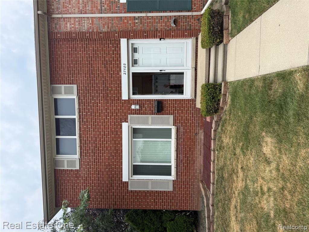 27580 Marcia Ave Unit#165F, Warren, MI 48093