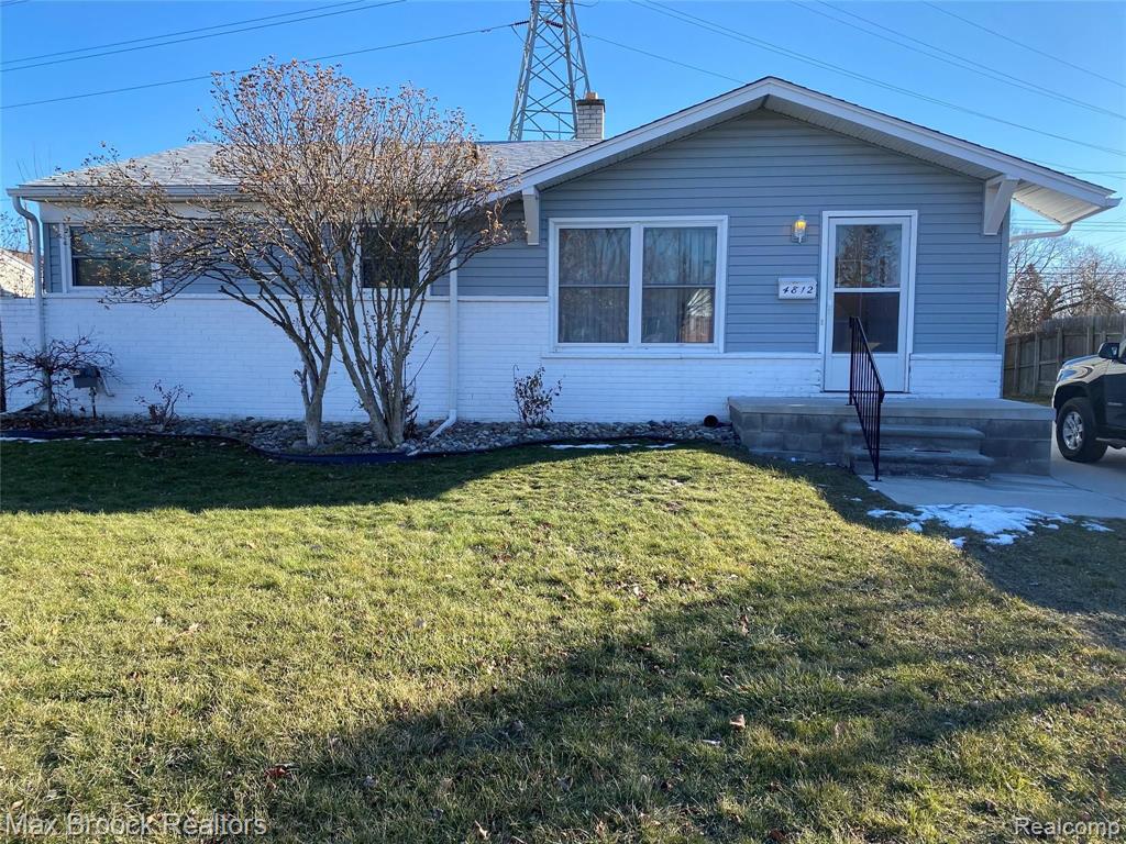 4812 BERWYN Drive, Warren, MI 48092 — front exterior