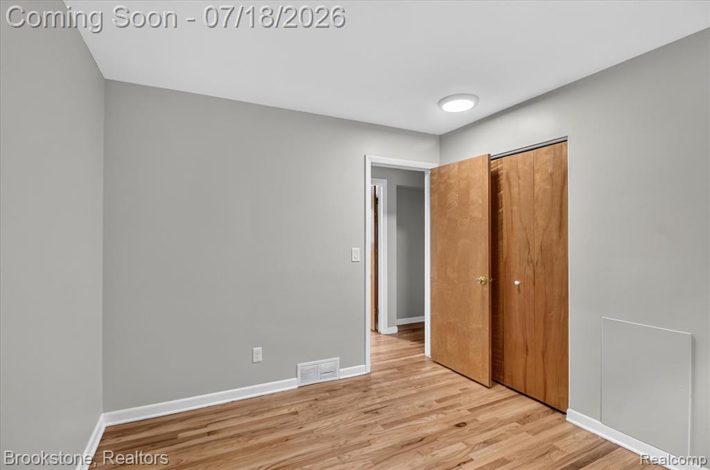 7176 Perry Lake Road, Clarkston, MI — Photo 15