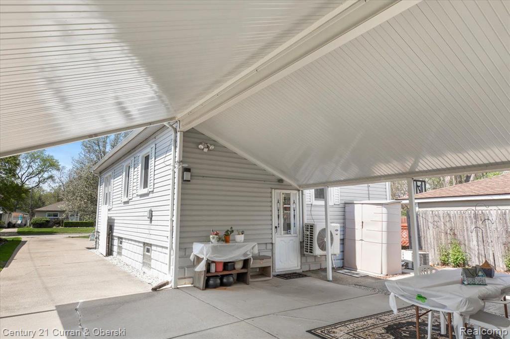 5625 HARDING Street, Dearborn Heights, MI 48125 — Photo 30