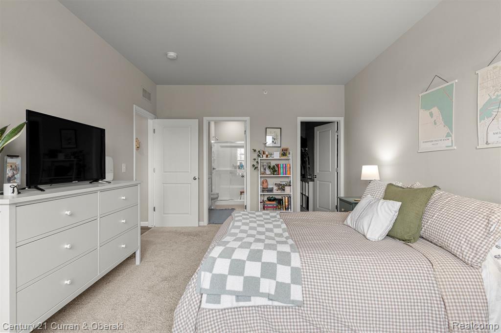 9781 Ridge Run Street, 70, Howell, MI 48855 — Photo 24