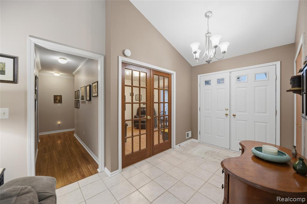 53071 Gregory Drive, Macomb, MI 48042 — Photo 4