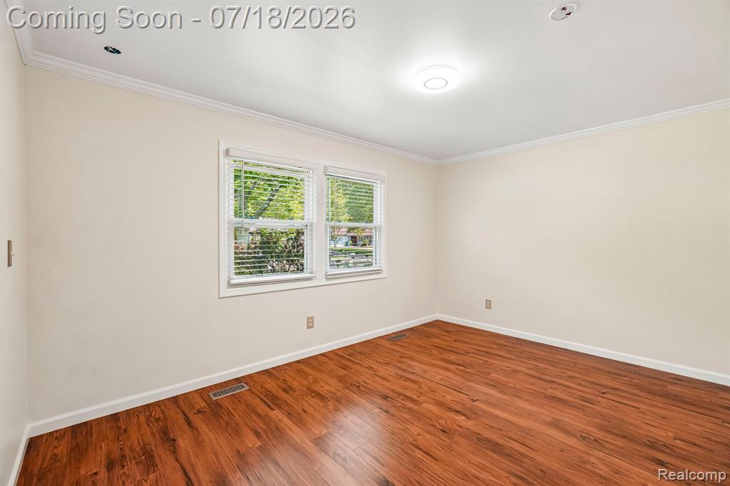 4855 Butler Drive, Troy, MI 48085 — Photo 20