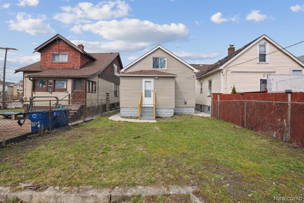 5014 BELMONT Street, Hamtramck, MI 48212 — Photo 39