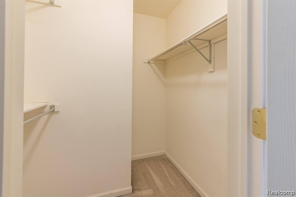 6959 KENNESAW Road, Canton, MI 48187 — Photo 24